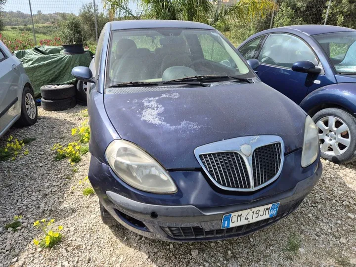 Lancia Ypsilon