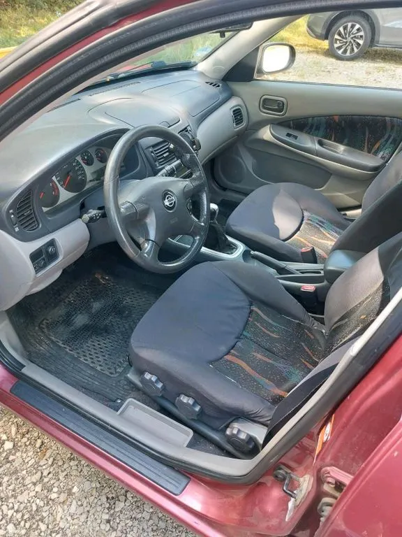 Nissan Almera