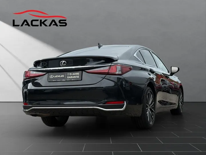 Lexus ES 300