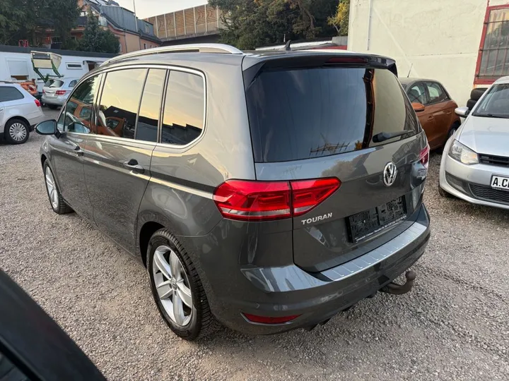 Volkswagen Touran