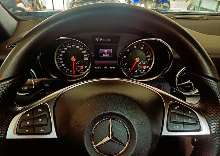 Mercedes-Benz SLC 180