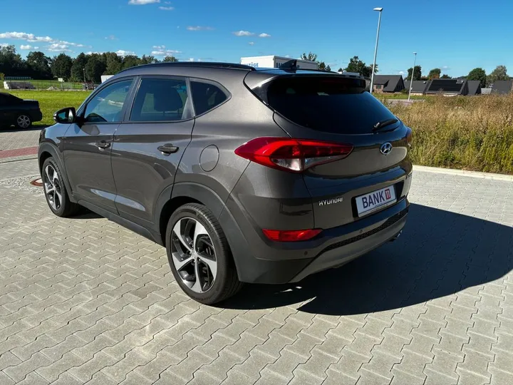 Hyundai TUCSON