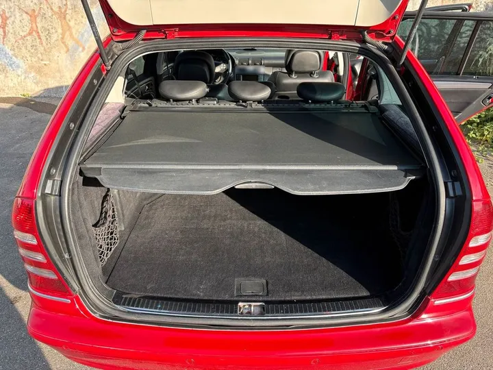 Mercedes-Benz C 220