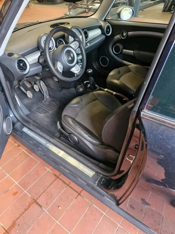 MINI Cooper Clubman
