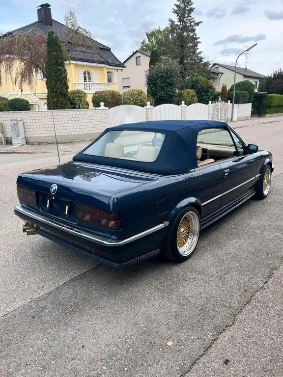 BMW 325