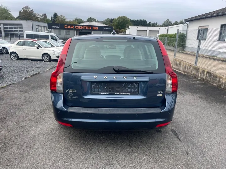 Volvo V50