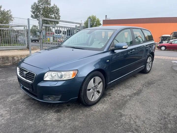 Volvo V50