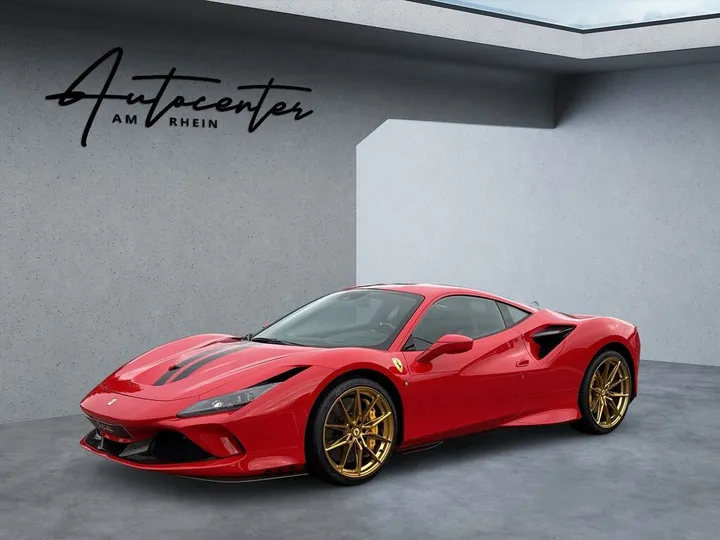 Ferrari F8