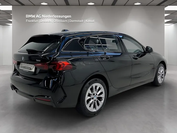 BMW 120