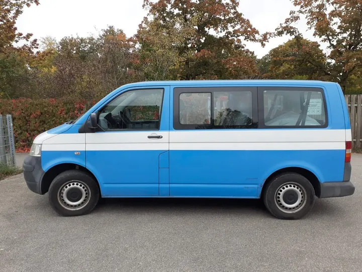 Volkswagen T5 Caravelle