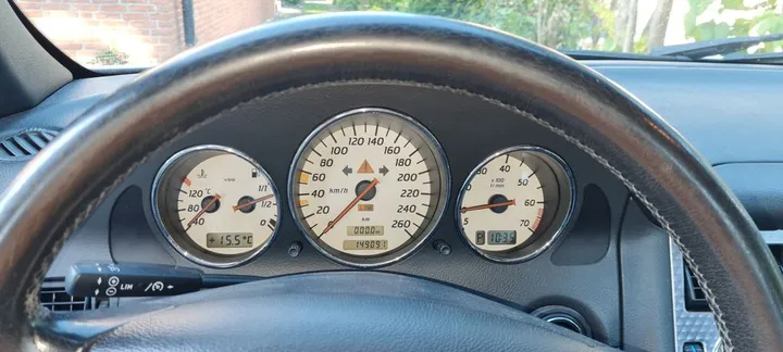 Mercedes-Benz SLK 230
