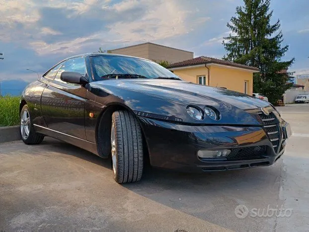 Alfa Romeo GTV