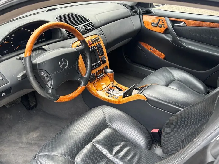 Mercedes-Benz CL 600