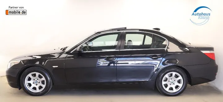 BMW 525