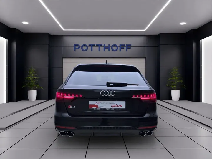 Audi S4