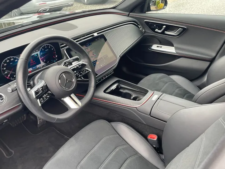 Mercedes-Benz E 200