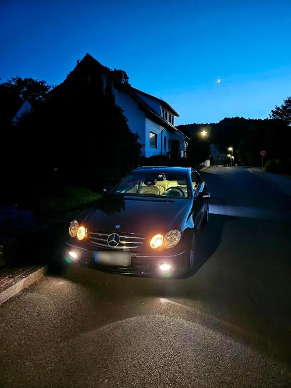 Mercedes-Benz CLK 320