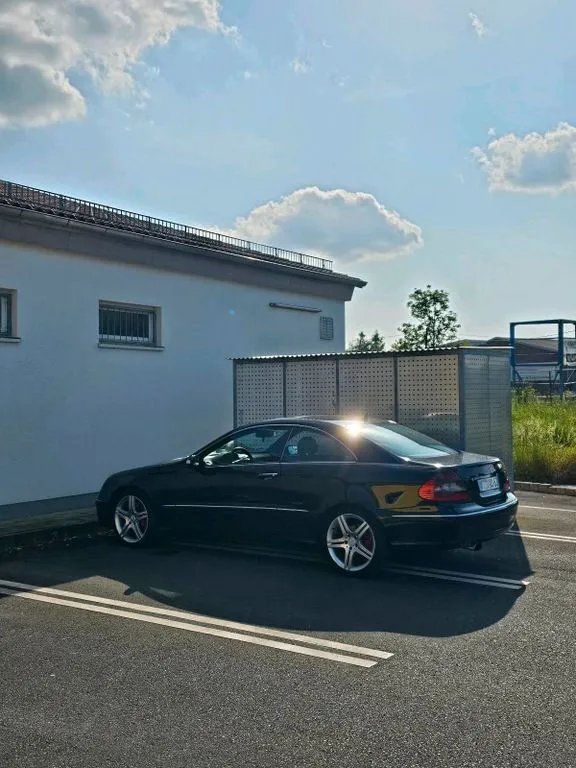 Mercedes-Benz CLK 320