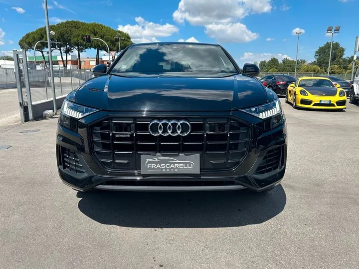 Audi Q8