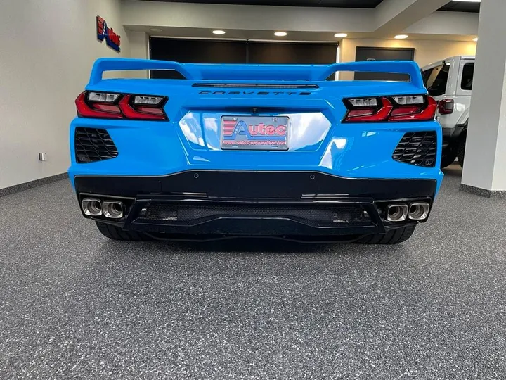 Corvette C8