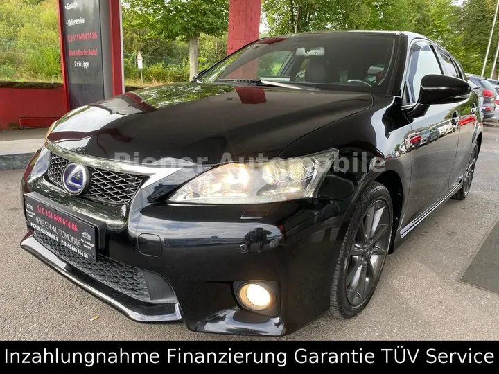 Lexus CT 200h