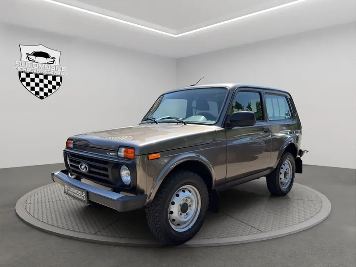 Lada Taiga