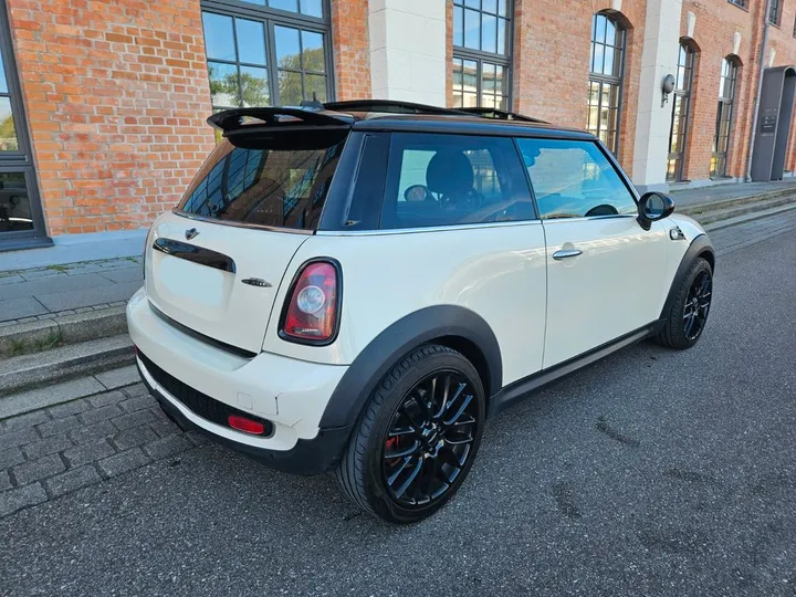 MINI John Cooper Works