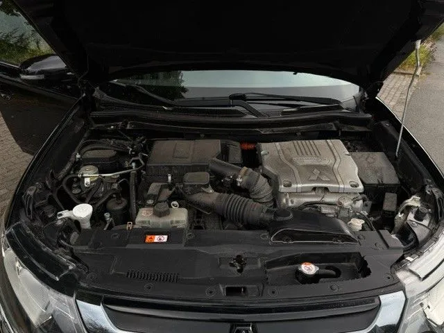 Mitsubishi Plug-in Hybrid Outlander