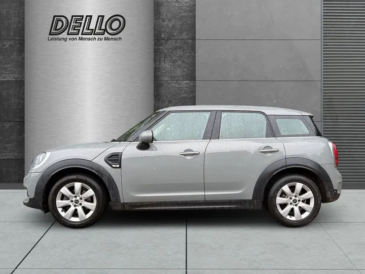 MINI One Countryman