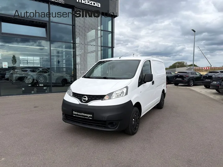 Nissan NV200