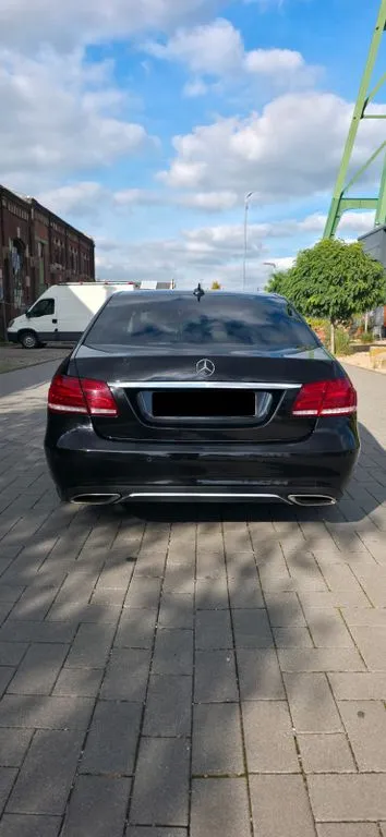 Mercedes-Benz 250