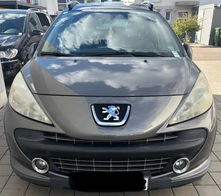 Peugeot 207