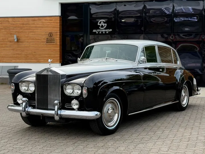 Rolls-Royce Silver Cloud