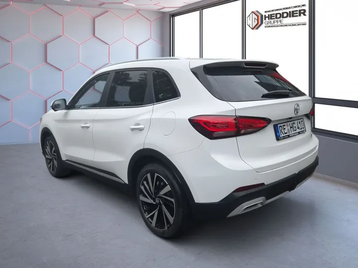 MG ZS