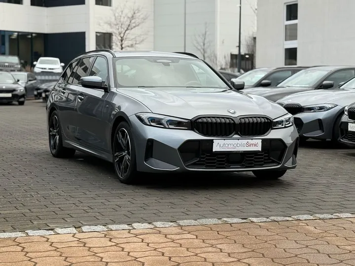 BMW 320
