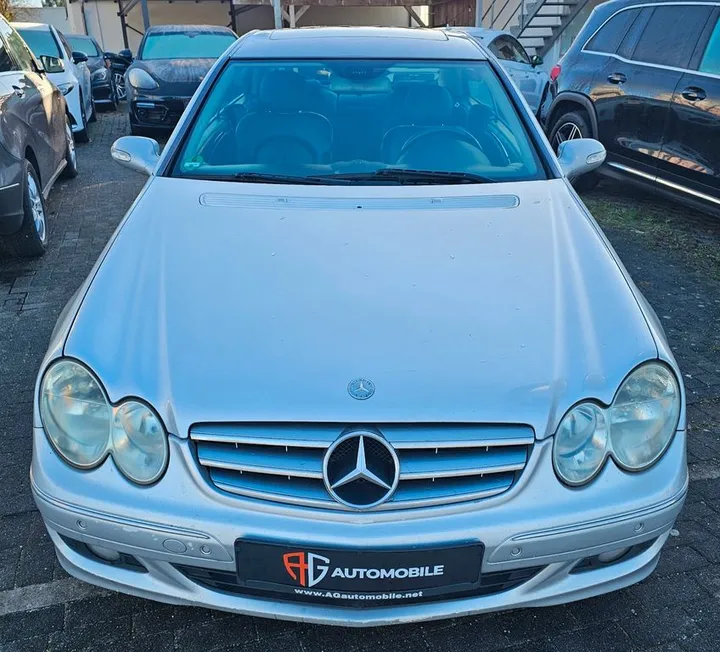 Mercedes-Benz CLK 220