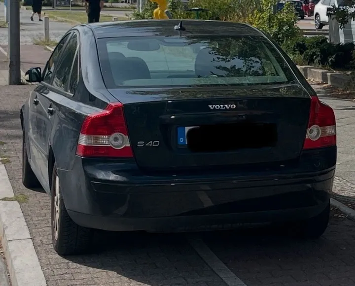 Volvo S40