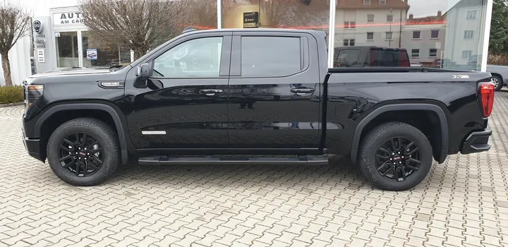 GMC Sierra