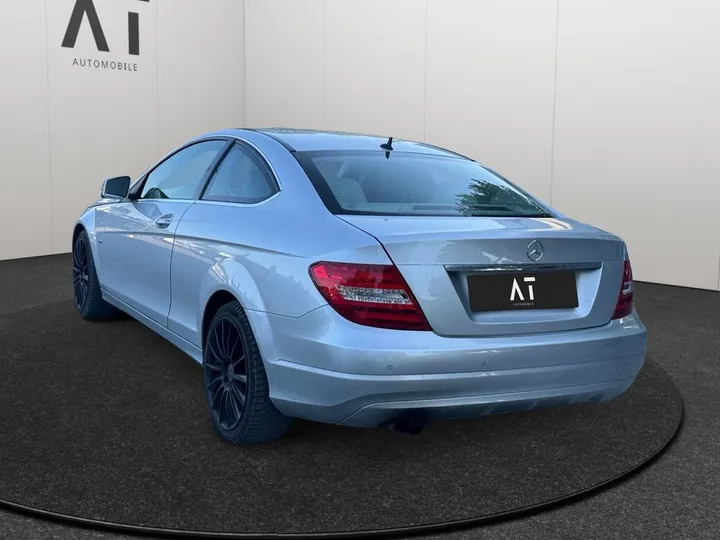 Mercedes-Benz C 180