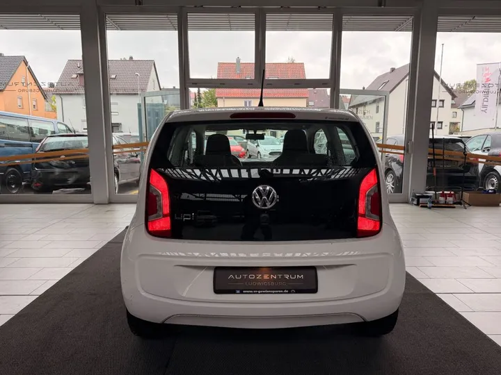 Volkswagen up!