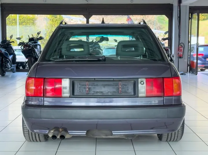 Audi 80