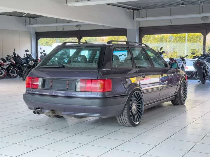 Audi 80
