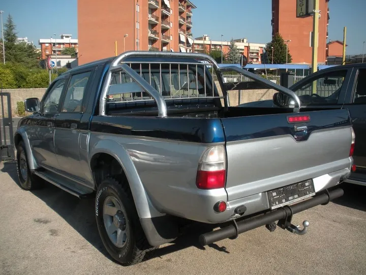 Mitsubishi L200