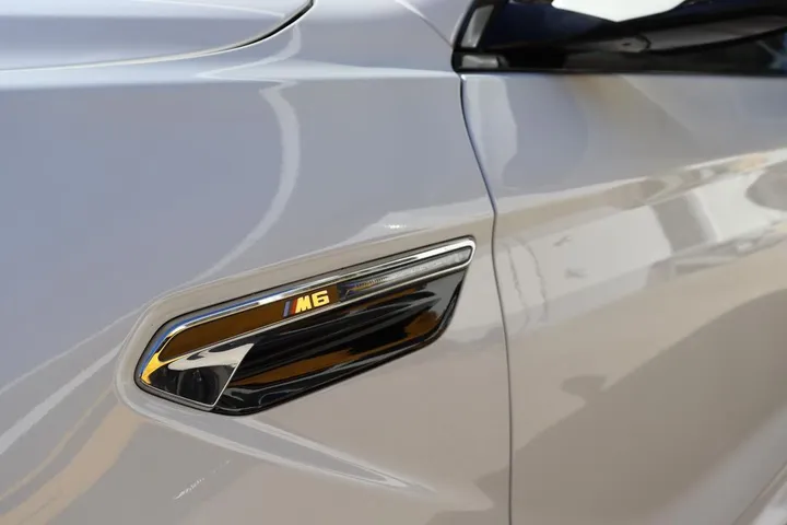 BMW M6