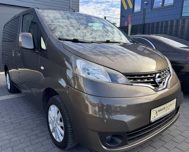 Nissan Evalia