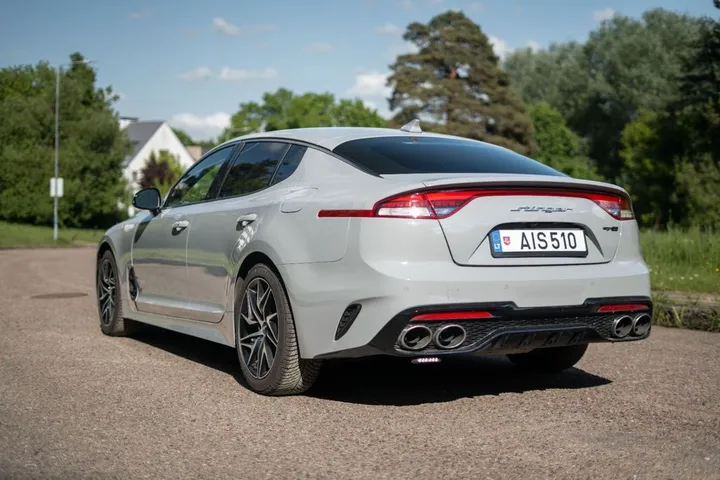 Kia Stinger