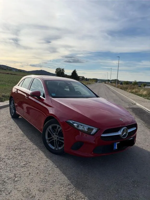 Mercedes-Benz A 180
