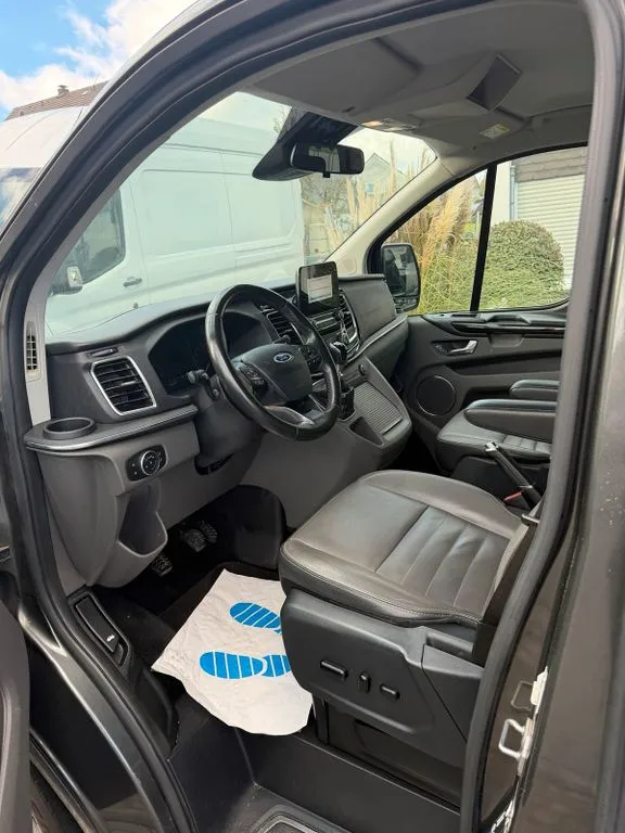 Ford Tourneo Custom