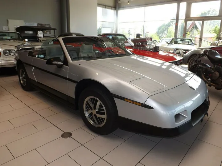 Pontiac Fiero