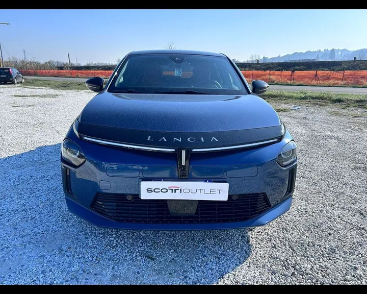 Lancia Ypsilon